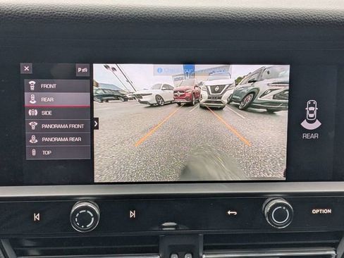Used 2023 Porsche Macan Turbo AWD/4WD image 31