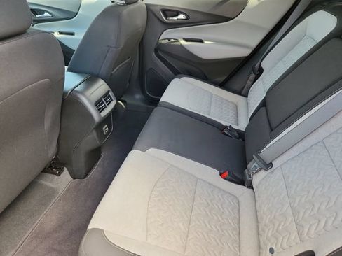 Used 2022 Chevrolet Equinox LT FWD image 18