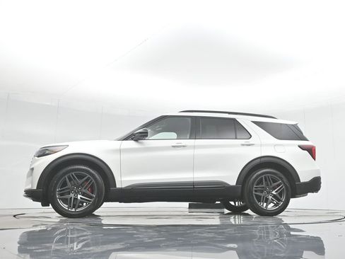 New 2025 Ford Explorer ST w/ Sun And Sound Package image 51