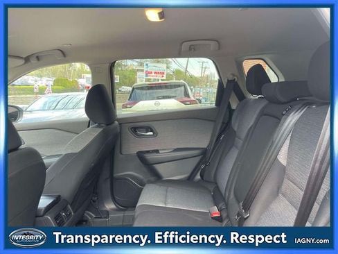 Certified 2023 Nissan Rogue SV AWD/4WD image 12