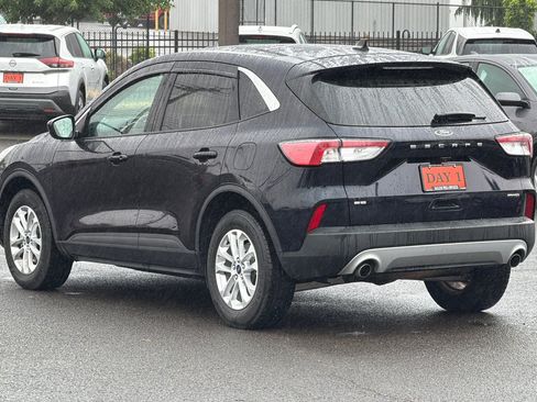 Used 2021 Ford Escape SE AWD/4WD image 8