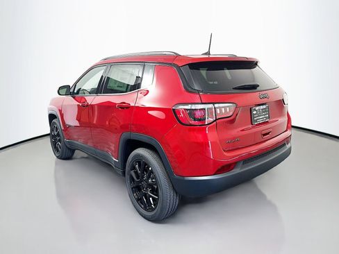 New 2026 Jeep Compass Latitude AWD/4WD image 5