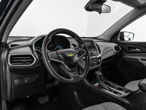 Used 2021 Chevrolet Equinox LS image 13