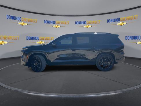 New 2026 Chevrolet Traverse RS w/ LPO, Floor Liner Package image 8