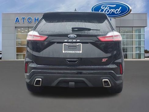 Used 2022 Ford Edge ST w/ Equipment Group 401A image 6