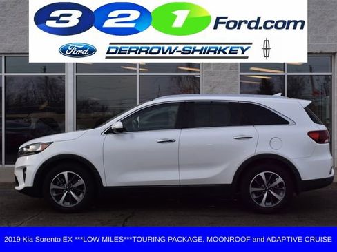 Used 2019 Kia Sorento EX w/ EX Touring Package image 2
