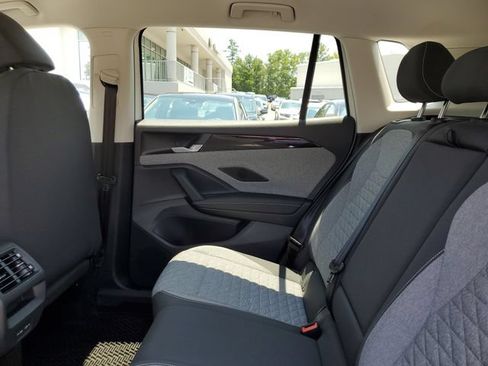 Certified 2025 Volkswagen Tiguan S AWD/4WD image 16