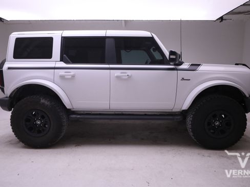 Used 2021 Ford Bronco Wildtrak image 5