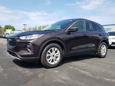 Used 2023 Ford Escape Active AWD/4WD image 8