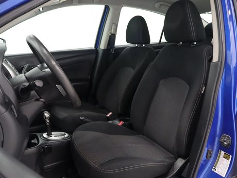 Used 2015 Nissan Versa SV FWD image 11