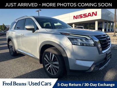 Certified 2022 Nissan Pathfinder Platinum w/ Cargo Package