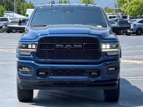Used 2022 RAM 3500 Limited image 9