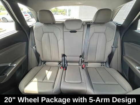 Used 2025 Audi Q5 Premium Plus w/ Premium Plus AWD/4WD image 13