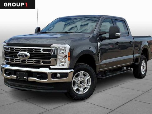 New 2026 Ford F250 XLT w/ FX4 Off-Road Package AWD/4WD image 1