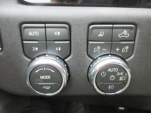 New 2026 GMC Sierra 1500 Elevation w/ Elevation Premium Package image 18