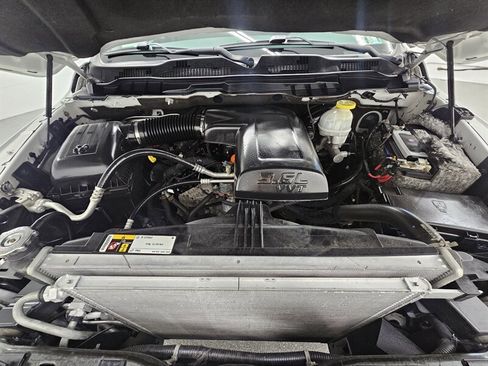 Used 2019 RAM 1500 Express image 8