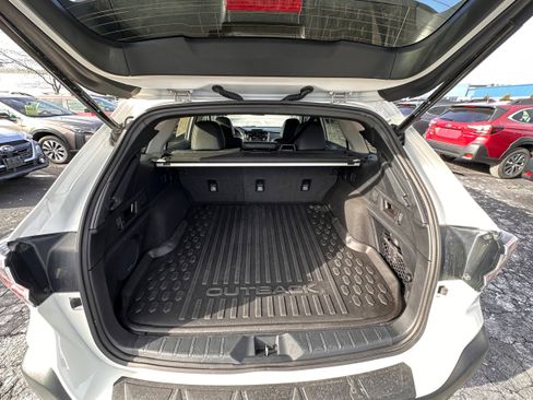 Used 2024 Subaru Outback Limited image 9