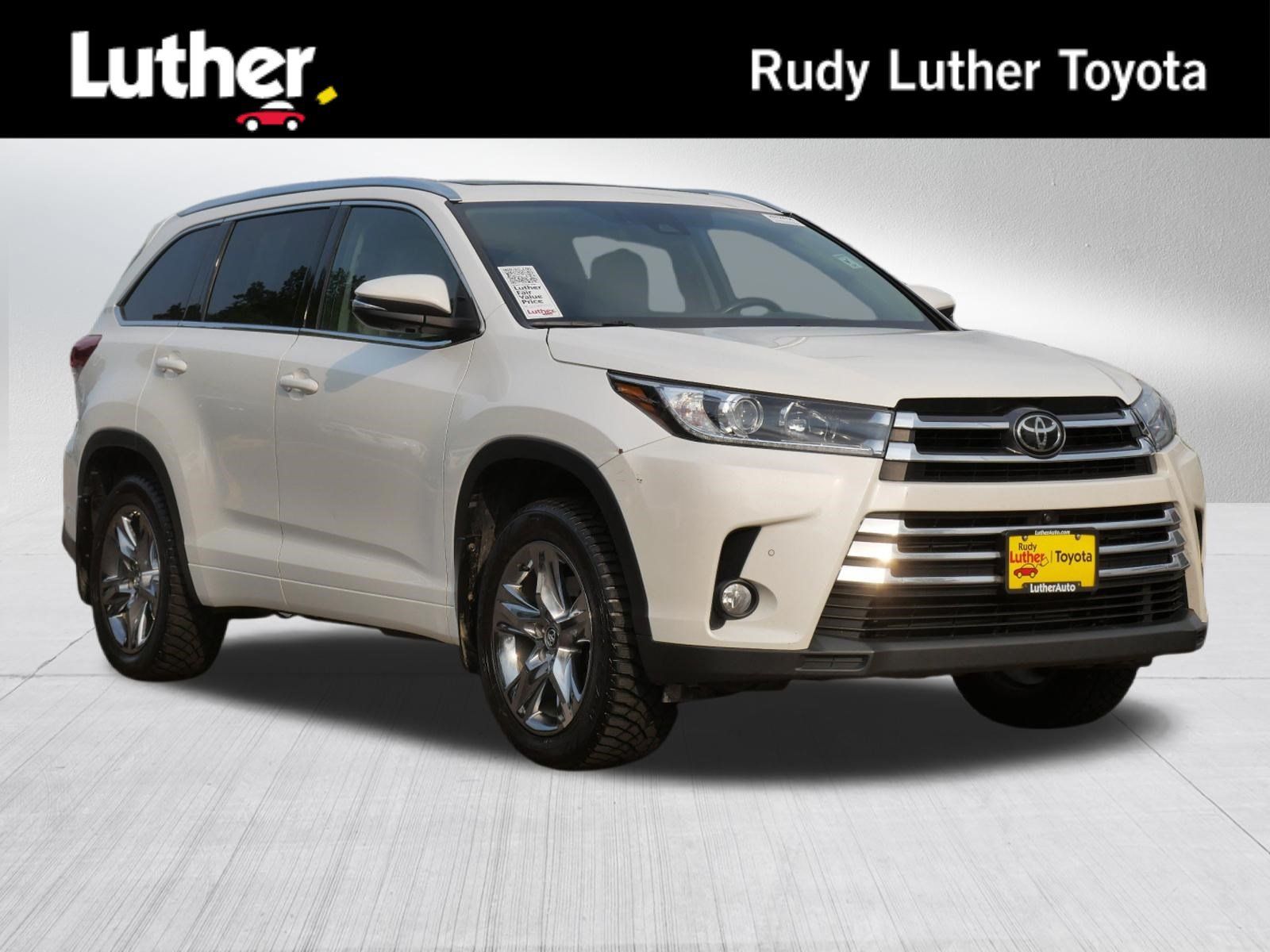 Certified 2017 Toyota Highlander Limited Platinum w/ Carpet Mat Package AWD/4WD image 1