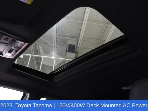 Used 2023 Toyota Tacoma TRD Off-Road w/ TRD Premium Off Road Package AWD/4WD image 10