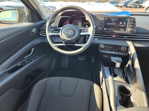 Certified 2023 Hyundai Elantra SEL image 14