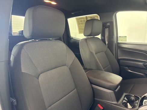 Used 2024 Chevrolet Colorado Trail Boss w/ Technology Package image 23