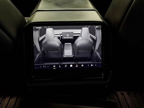 Used 2024 Tesla Cybertruck AWD Crew Cab image 25