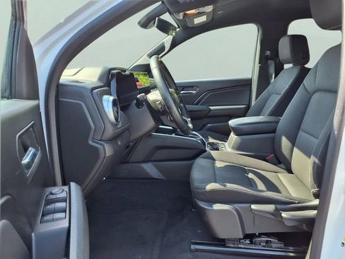 Used 2023 Chevrolet Colorado LT w/ LT Convenience Package AWD/4WD image 20