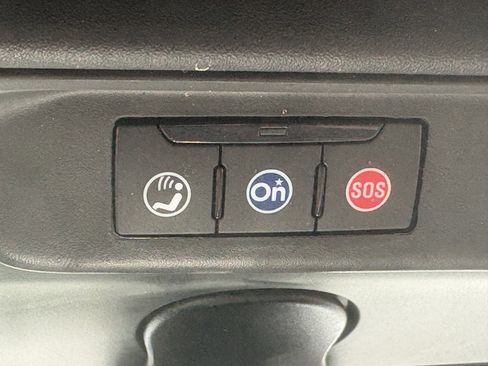 Used 2020 Chevrolet Camaro SS RWD image 23