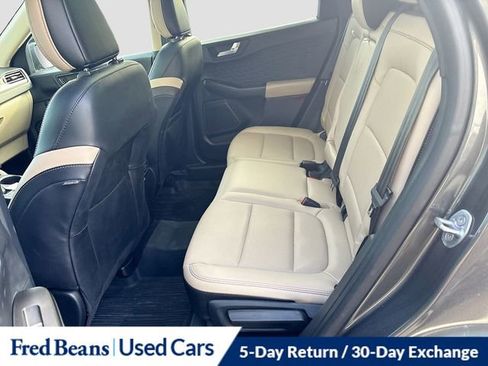 Used 2020 Ford Escape SEL image 8