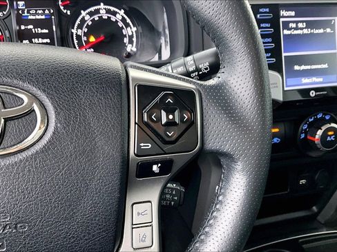 Used 2022 Toyota 4Runner SR5 RWD image 26