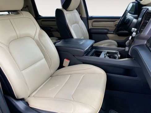 Used 2019 RAM 1500 Limited AWD/4WD image 16