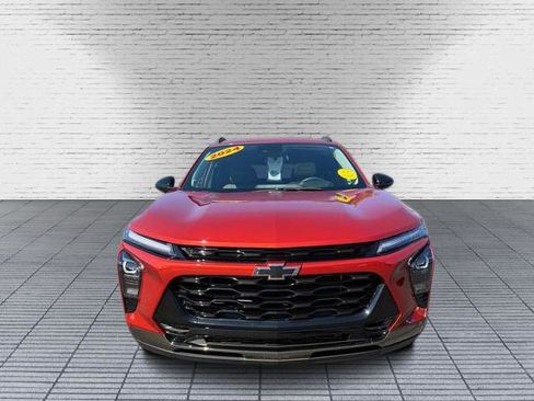 Used 2024 Chevrolet Trax ACTIV w/ Sunroof Package image 4