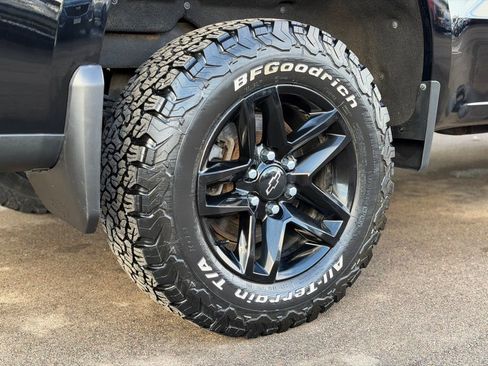 Used 2020 Chevrolet Silverado 1500 Custom Trail Boss w/ Custom Convenience Package image 21