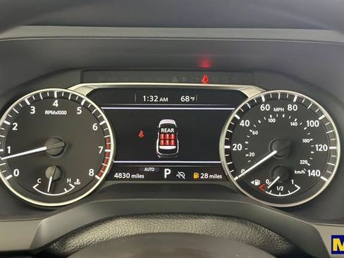 Used 2025 Nissan Pathfinder S AWD/4WD image 33