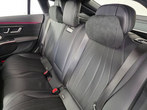 Used 2023 Mercedes-Benz EQS 580 4MATIC Sedan image 16