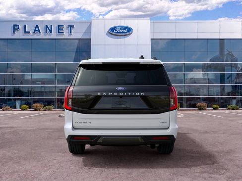 New 2027 Ford Expedition Max Platinum w/ Driver's Package RWD image 9