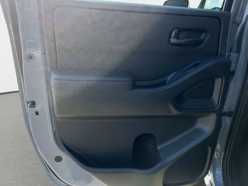 New 2026 Nissan Frontier SV image 11