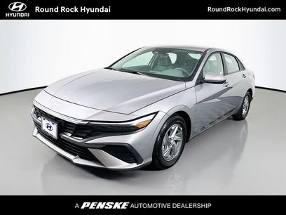 Certified 2025 Hyundai Elantra SE