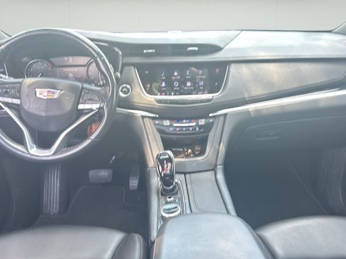 Used 2022 Cadillac XT6 Luxury FWD image 23