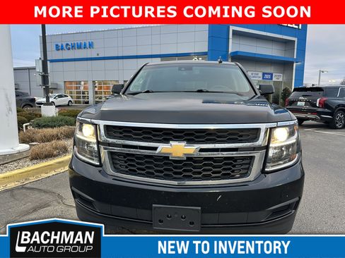 Used 2017 Chevrolet Tahoe LT image 3