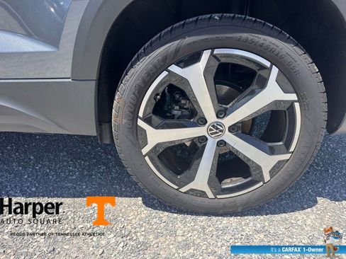 Used 2025 Volkswagen Taos SEL AWD/4WD image 20