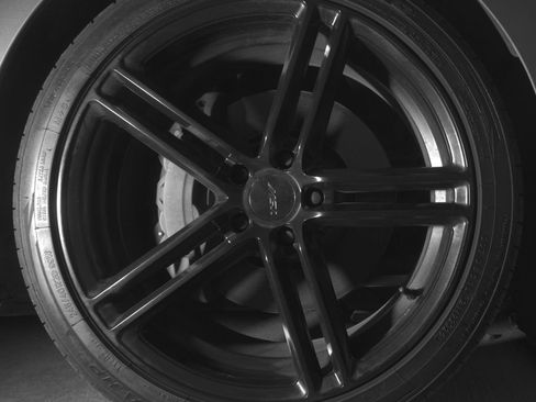 Used 2020 Ford Mustang GT RWD image 11