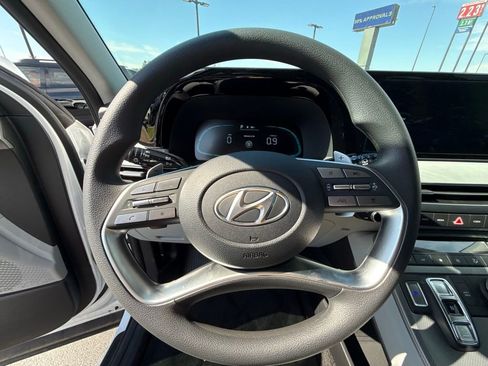 New 2025 Hyundai Palisade SE FWD image 19