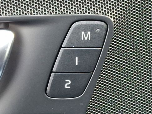 New 2026 Volvo XC60 B5 Plus w/ Protection Package Premier image 18