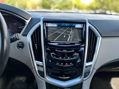 Used 2015 Cadillac SRX Luxury w/ Driver Awareness Package FWD image 17
