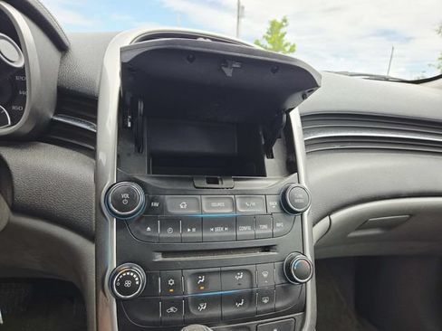 Used 2015 Chevrolet Malibu LT w/ Power Convenience Package FWD image 15