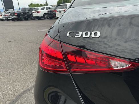 Used 2025 Mercedes-Benz C 300 4MATIC Sedan image 10