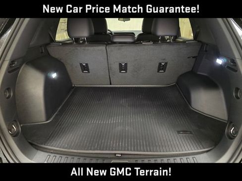 New 2026 GMC Terrain AT4 w/ Convenience Package III image 32