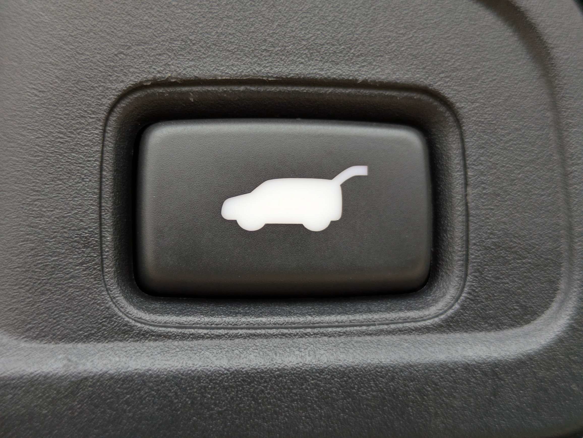 Used 2021 Honda Pilot Black Edition image 8