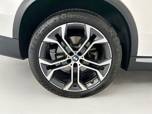 Used 2024 BMW X5 sDrive40i w/ Premium Package RWD image 32